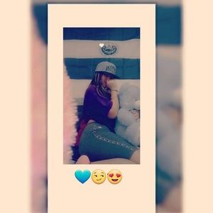 Meet your Posher, Guzmán